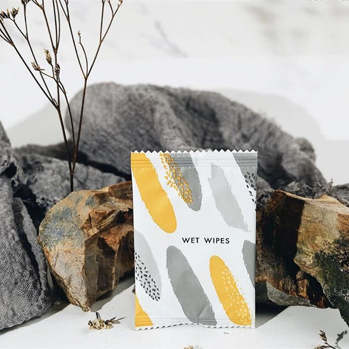 প্রাকৃতিক কুকুর গ্রুমিং ওয়াইপস